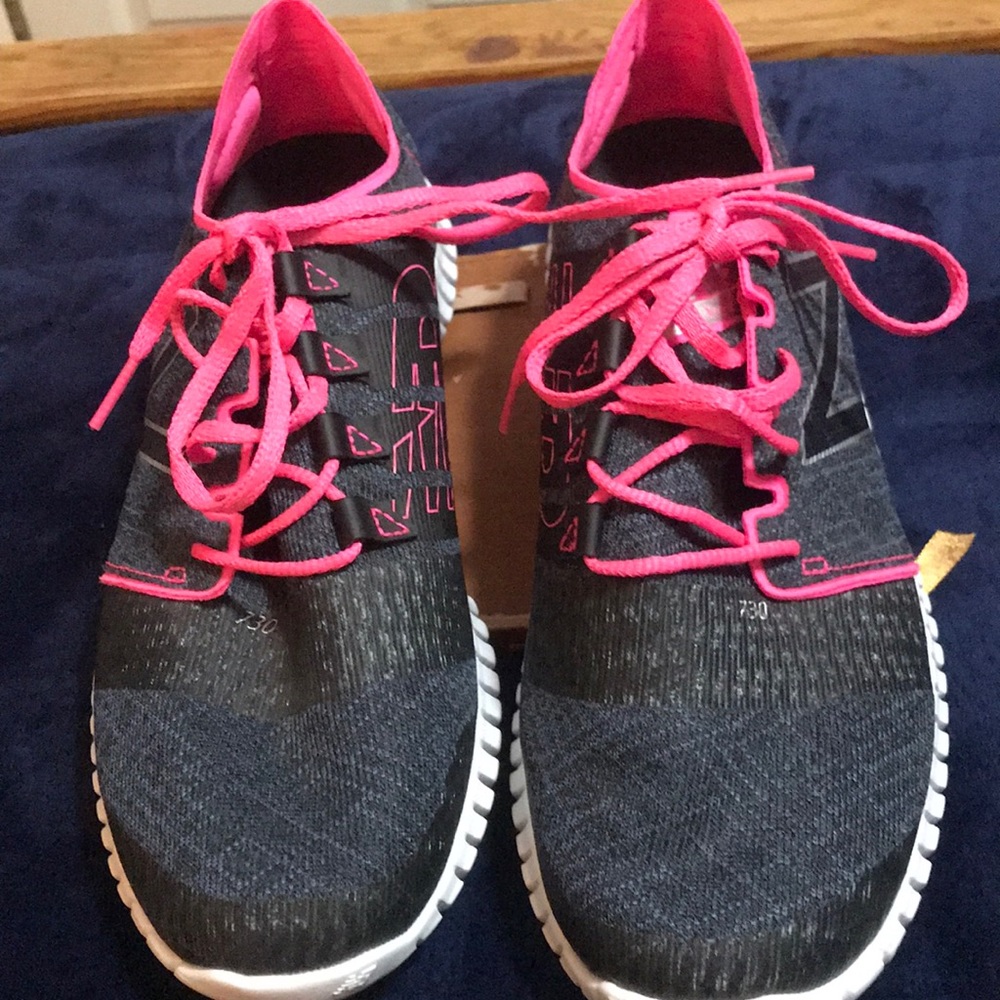 Women’s sneakers